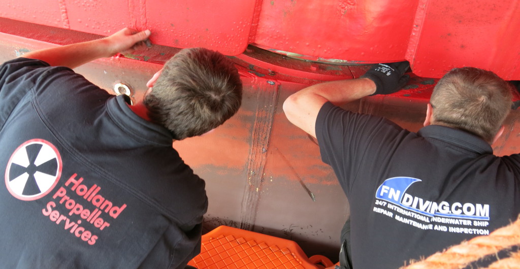 rudder seal repair